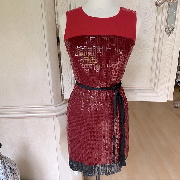 NWT $345 DKNY Sleeveless Red Lacquer Color Block Stretch Sequin Sheath Dress - Picture 8 of 16